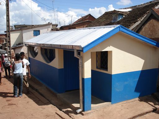 east bloc sanitaire public (Madagascar)