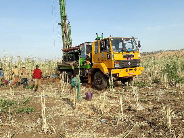 Travaux de forage à Dialaka © Seves