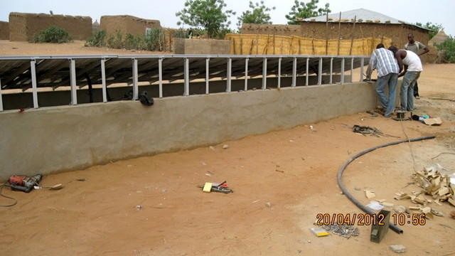 boumba 2012 installation des panneaux solaires