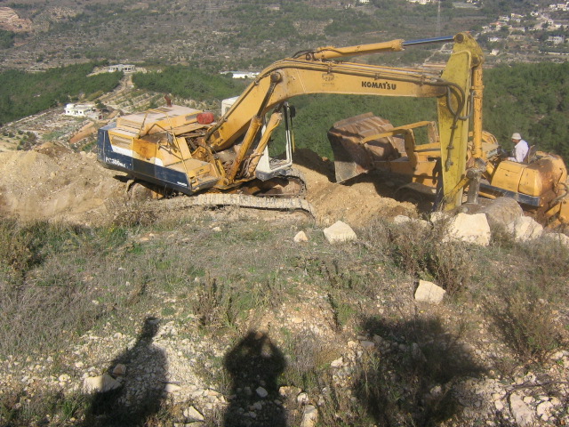 Travaux d'excavation à l'emplacement de la station.