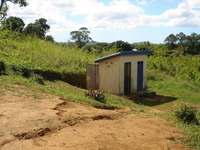 Latrines scolaires - école de Vohitrandriana 