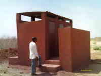 Reception latrines kolokani 020