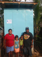 Latrine familial © Blue Energy