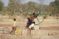 Réalisation d'un forage dans le village de Tia (Burkina Faso)