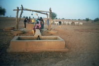 Réalisation d'un système d'alimentatiopn en eau potable pour le village de Yarka (Mali) 