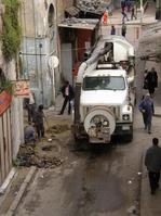 Curage du réseau d'assainissement dans la ville de Tripoli au Liban 