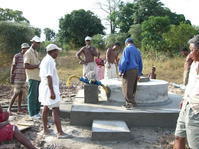 Premier puits réalisé par les élèves puisatiers